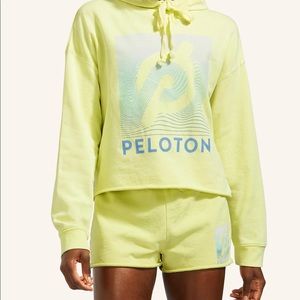 NWOT Peloton Lightweight Sweatshirt Hoodie Short